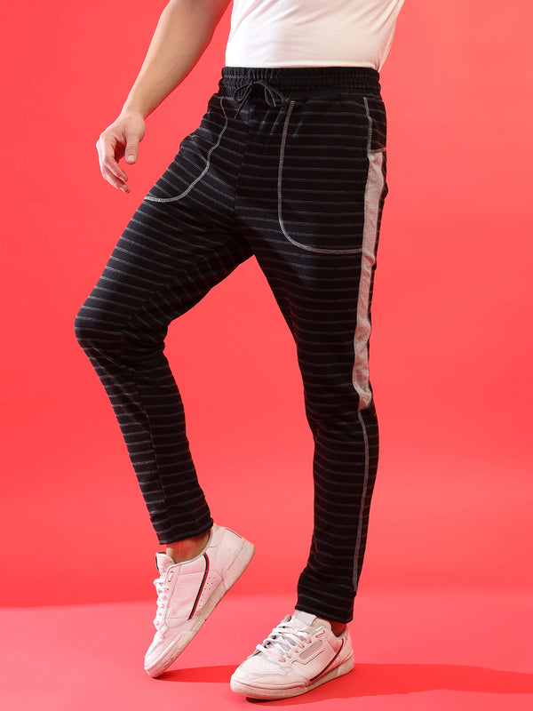 Striped Jogger - SCS21_CSMSSTP230_3_059fdade-16a4-4c79-b9b3-1d63b4eb3fad