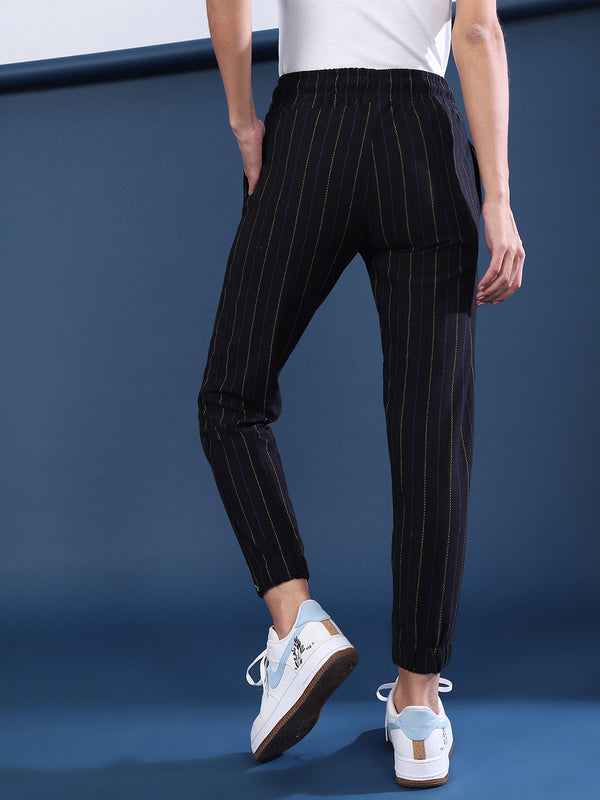 Pinstriped Tapered Trackpants - SCS21_CSWSSTP269_5