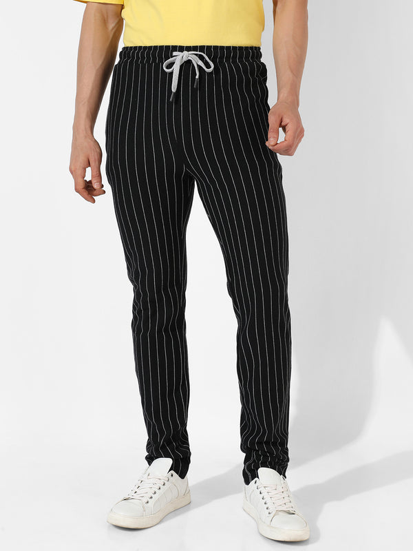 Striped Joggers - SUM23_BOTSTP03_M_PLN_BL_2_dd2b3a7d-ae77-4149-9e96-a8e8bdc7a330