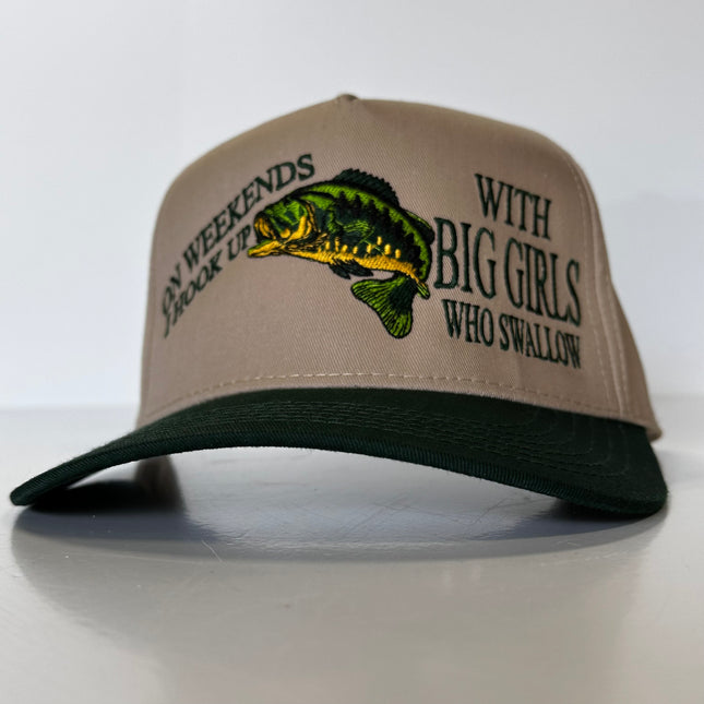 ON WEEKENDS I HOOK UP WITH BIG GIRLS WHO SWALLOW Funny Fishing SnapBac –  Old School Hats