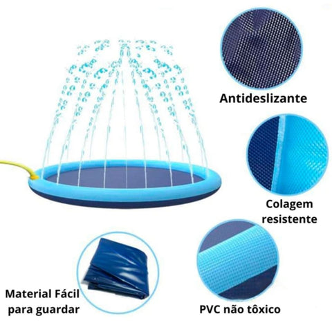 Piscina com aspersor para cães feita com material antideslizante