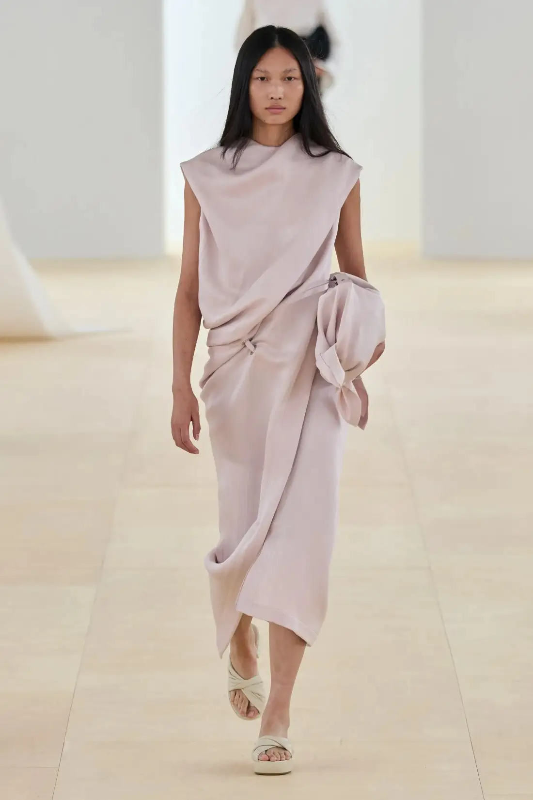 Issey-Miyake-Spring-Summer-2024