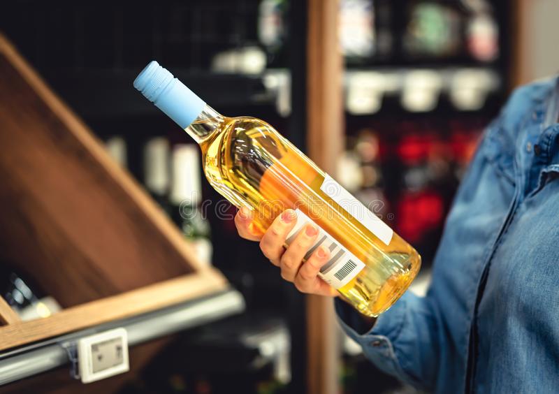 Selecting the Best Online Liquor Delivery Service Made Easy