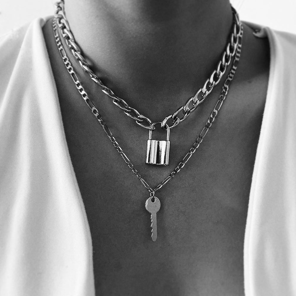 Jessi Unisex Razor Blade Charm Necklace