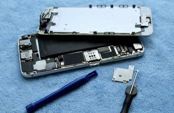 An iPhone undergoing the refurbishment process