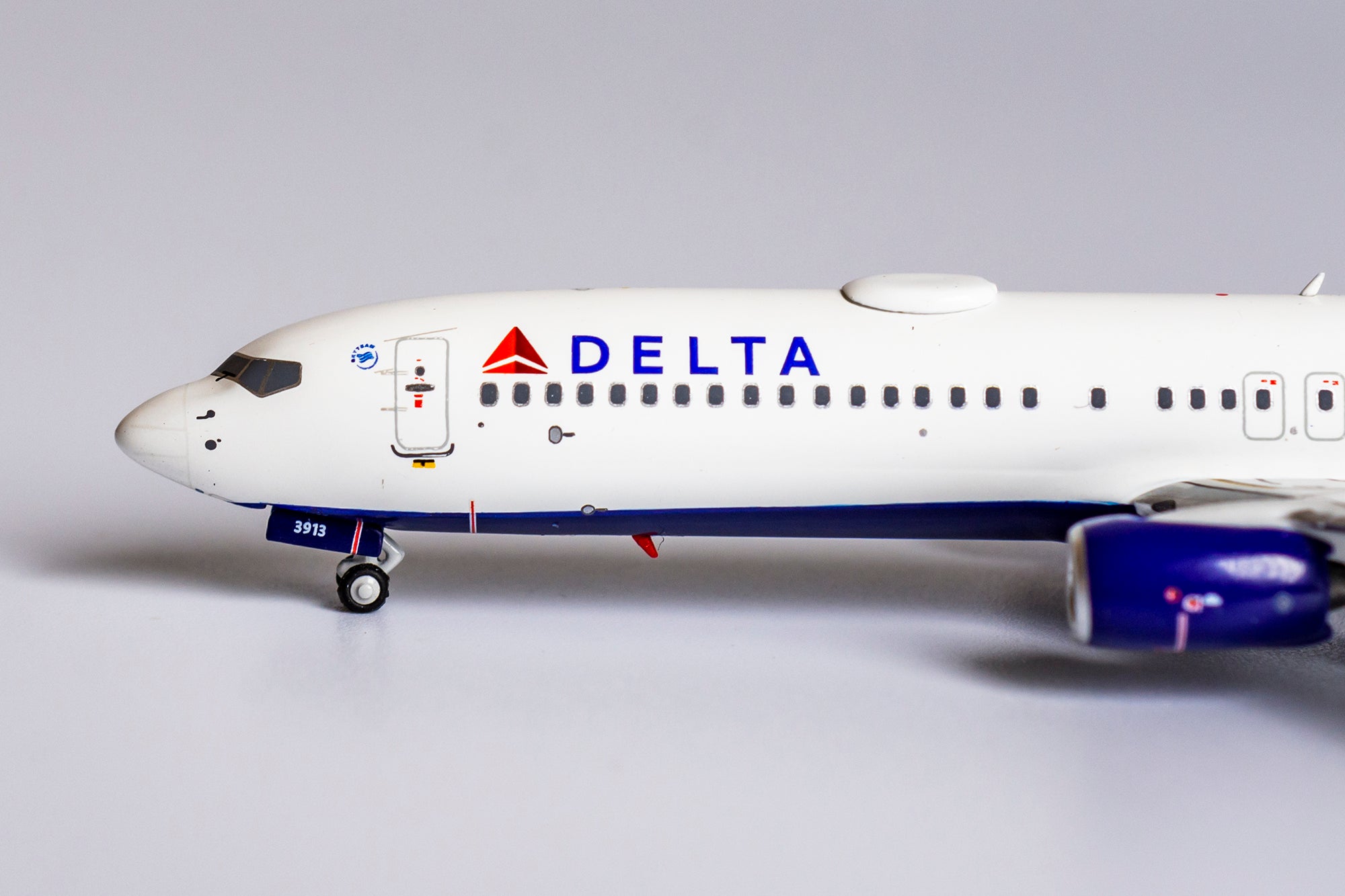 1:400 NG Models Delta Air Lines Boeing 737-700 N306DQ NG77019 – RM