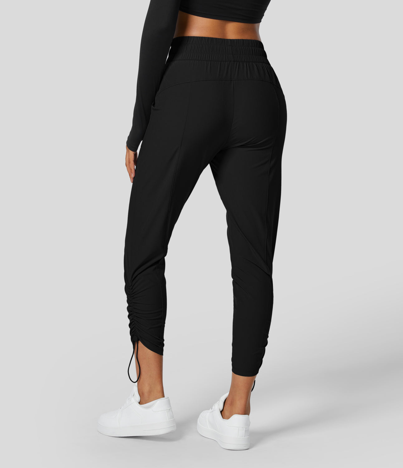 

Halara Mid Rise Elastic Waistband Side Pocket Adjustable Drawcord Hem Yoga Pants - Black