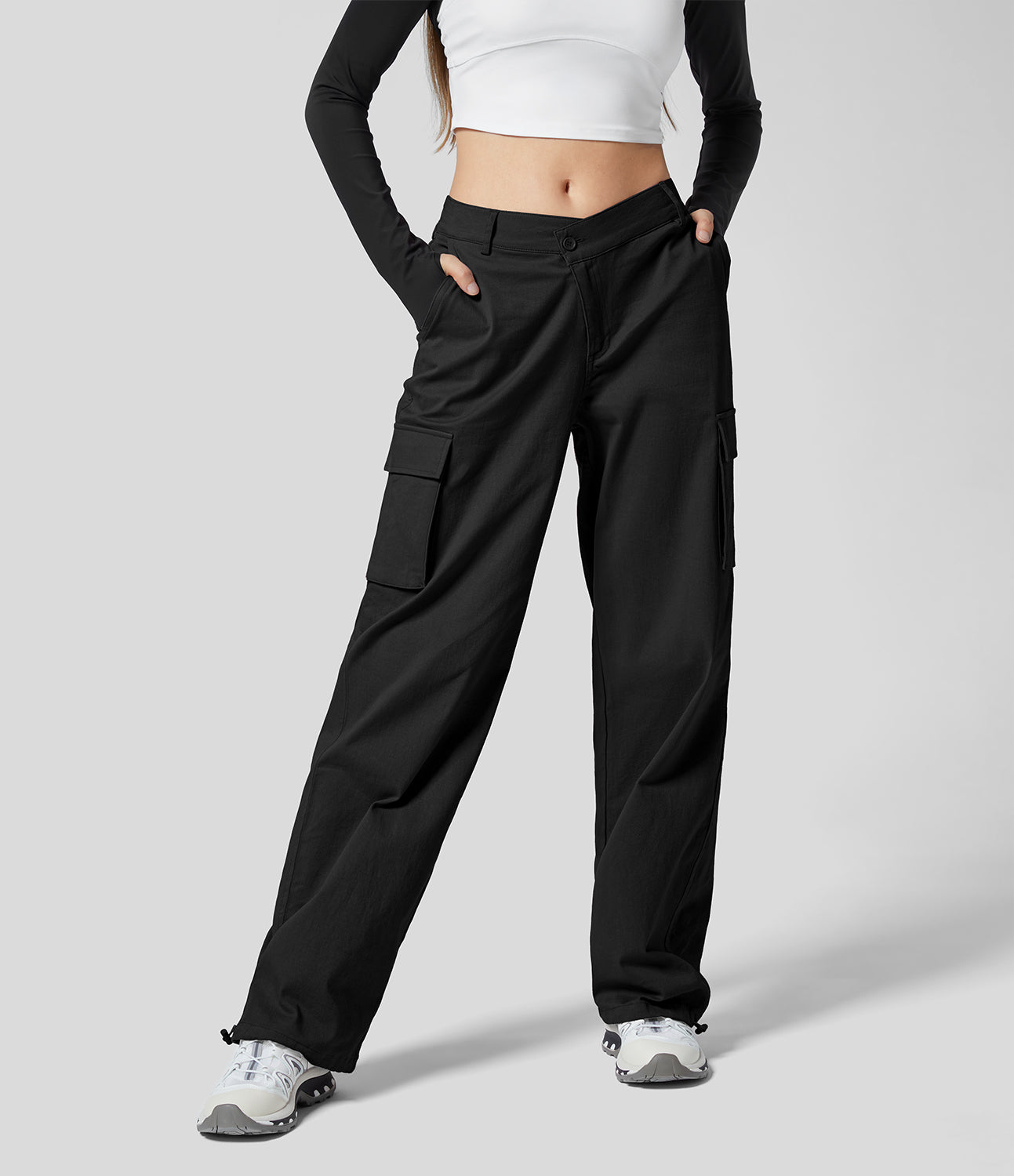 

Halara Mid Rise V Shaped Button Zipper Multiple Pockets Adjustable Drawcord Casual Cargo Pants - Black -  sweatpants jogger pants