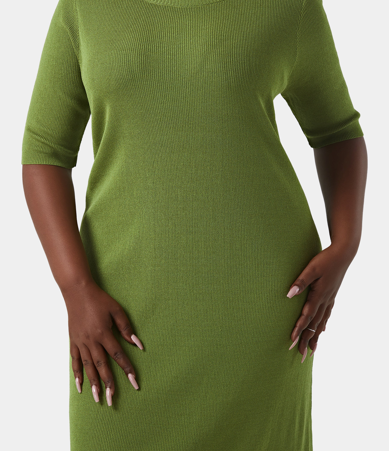 

Halara Round Neck Plain Plus Size Sweater Dress - Fern
