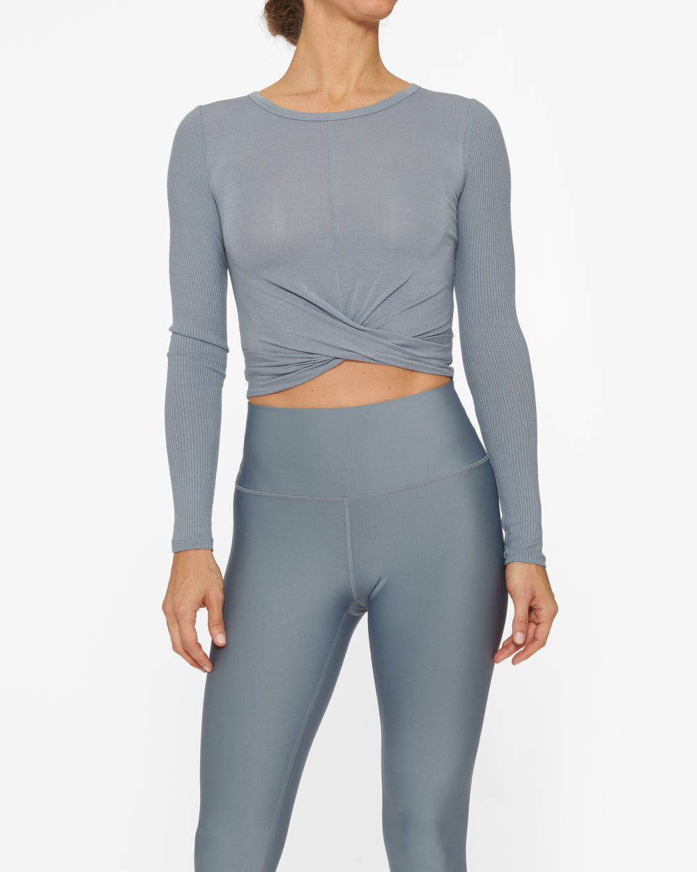 Alo Yoga Cover Long Sleeve Top – The Shop at Equinox