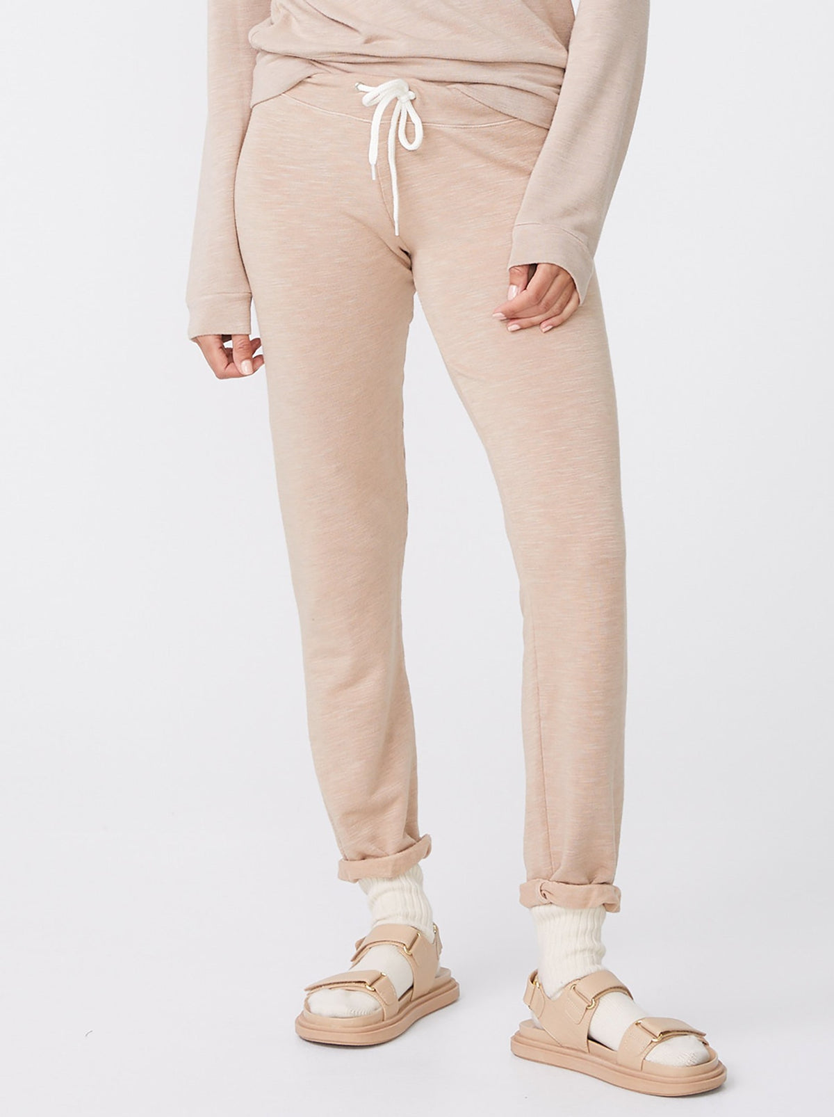 Monrow Supersoft Vintage Sweats – The Shop at Equinox