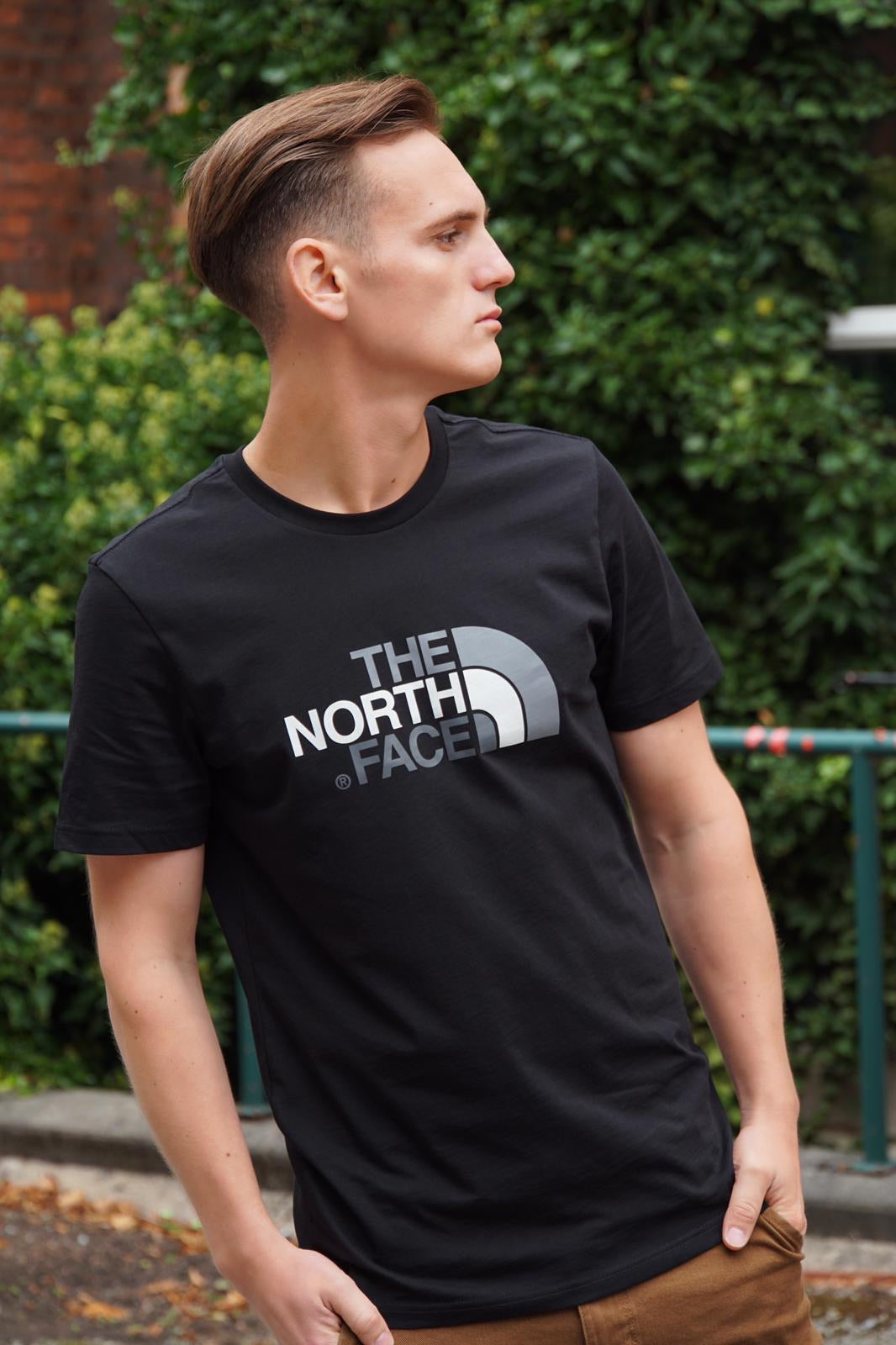 Plantation Brug for Indføre black north face t shirt her Ernest ...