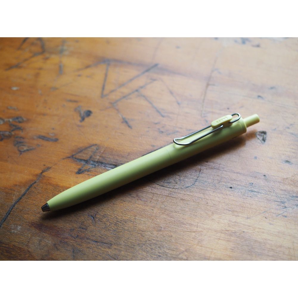 Dell'Era - Giant Brass 75mm Paper Clips - 40 Pieces – Wonder Pens