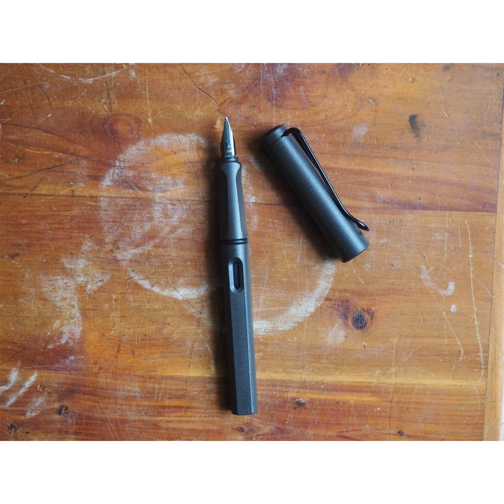 Lamy Safari Fountain Pen - Charcoal Black