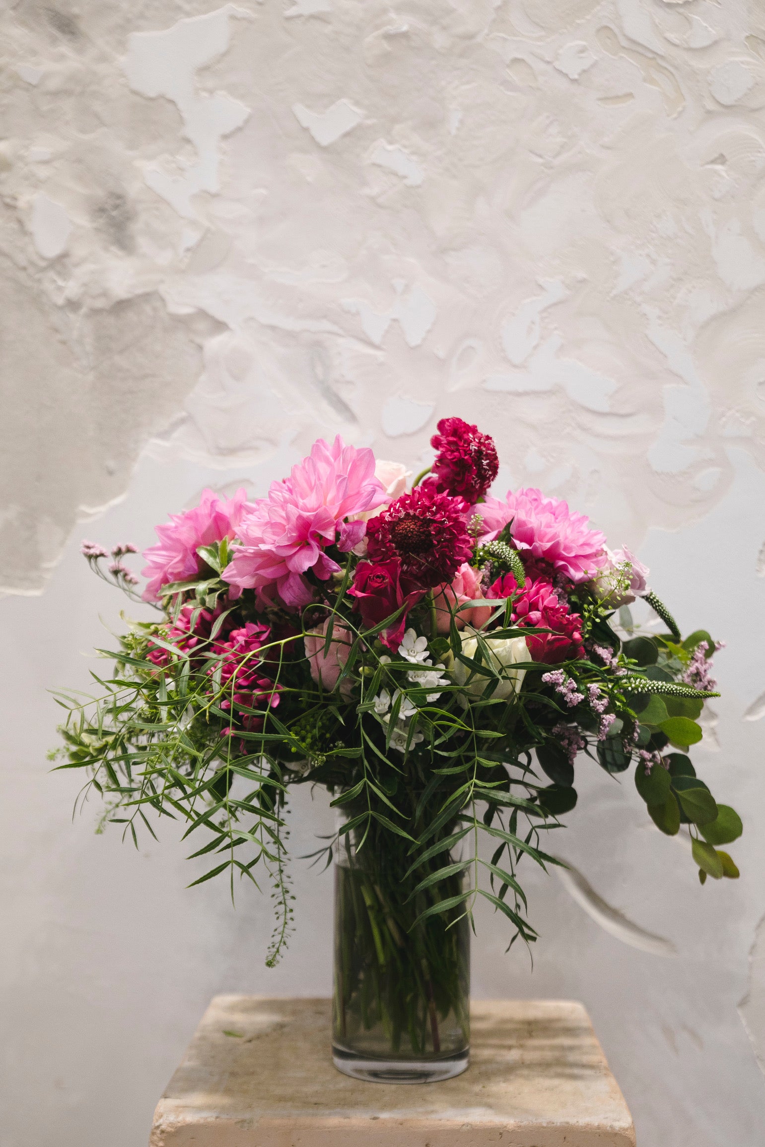 Image of Hydrangea bavaria in vase