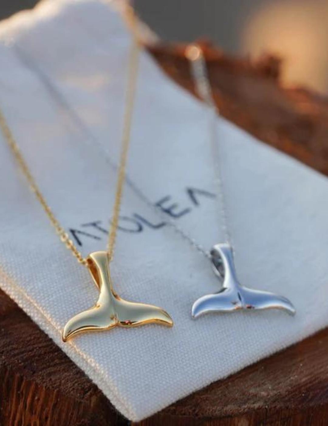 Awesome Fidji whale tale necklace for sea lovers