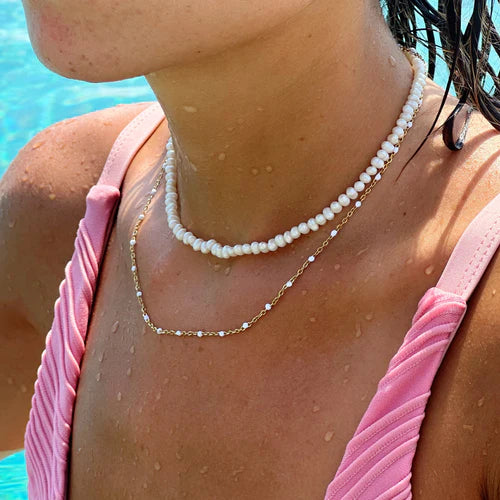 WHITE BEADED CHOKER