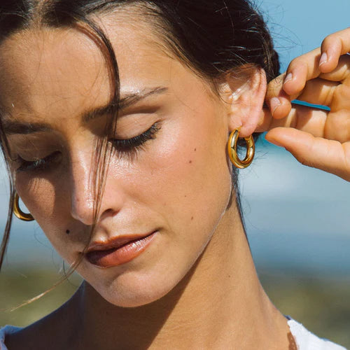 bold-gold-earrings_1