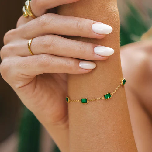 gold-green-bracelet