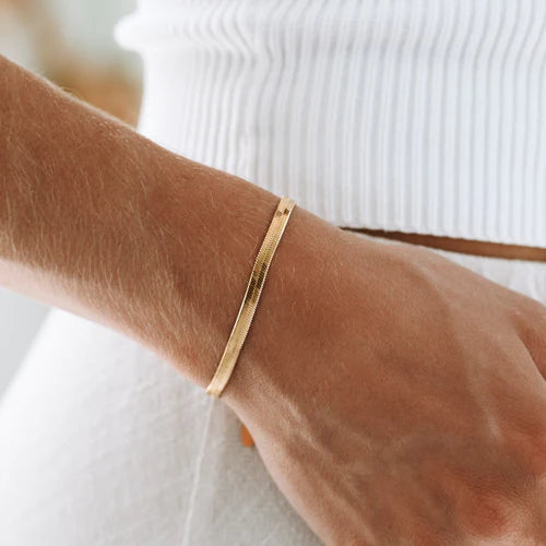 gold_herringbone_bracelet