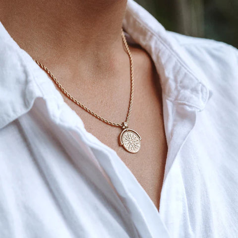 What Necklace To Wear With A Square Neckline: The Perfect Accessory Fo