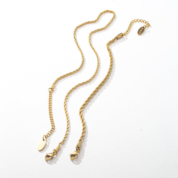 https://cdn.shopify.com/s/files/1/0459/0744/3880/files/rope-chain-bundle_2_f578dc08-aabf-4b94-8b4b-91f50dab5171_600x.jpg?v=1694262486