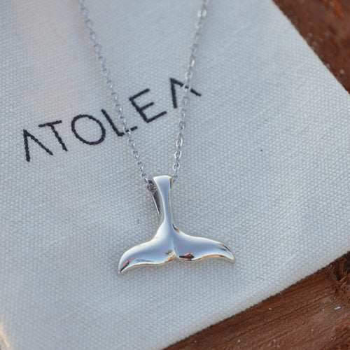 silver-whale-tail-necklace-min