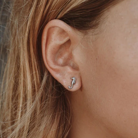 best type of earring for new piercing