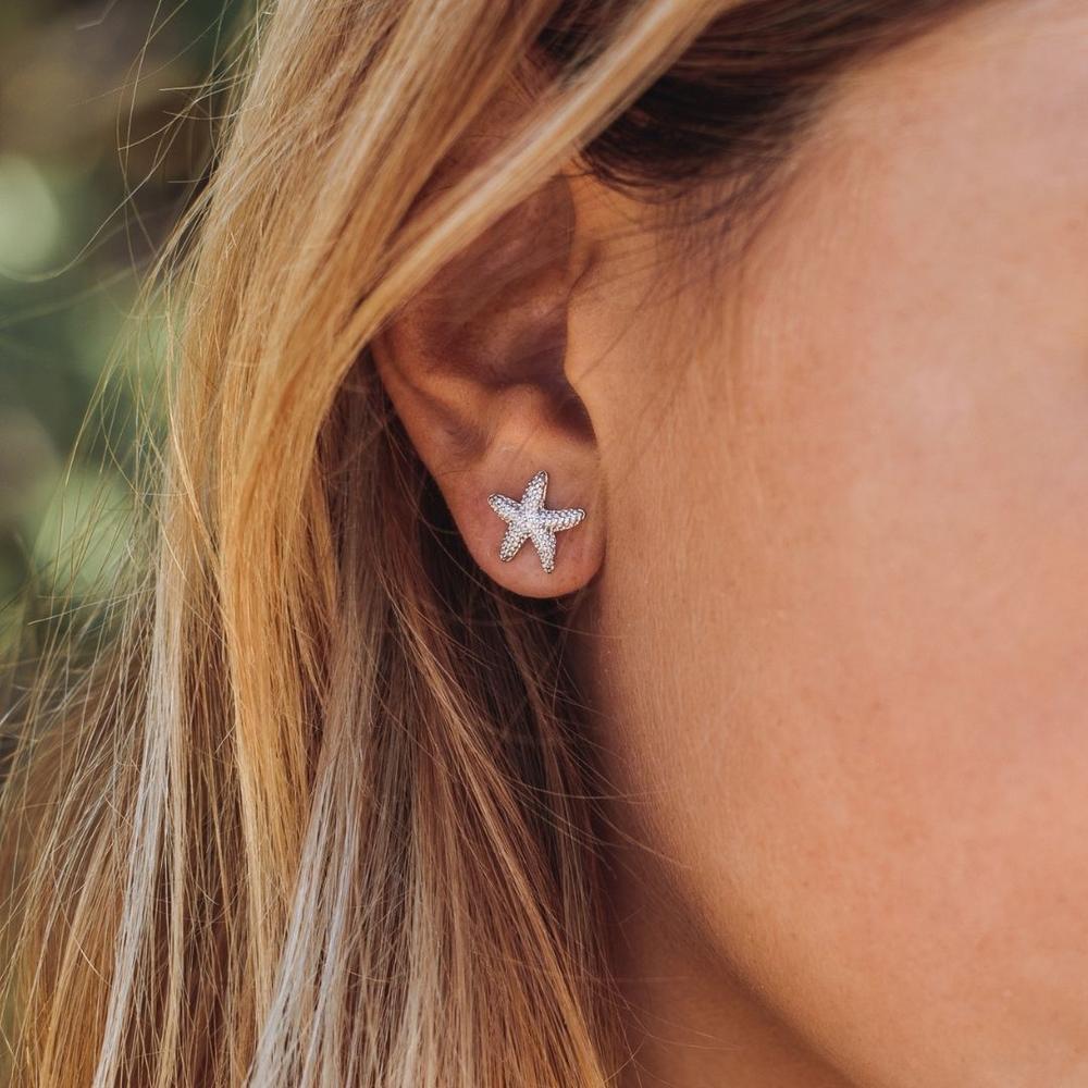 Dainty gifts for starfish lovers
