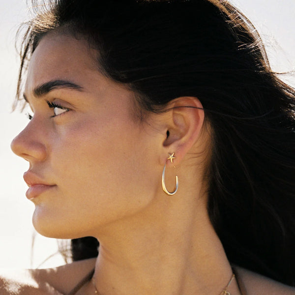 how to put earrings in with long nails