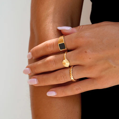 what causes jewelry to tarnish