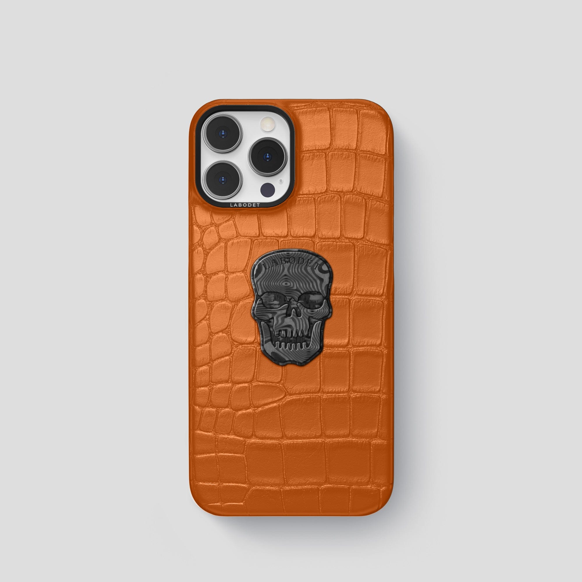 Image of Classic Case with Carbon Skull For iPhone 15 Pro In Alligator