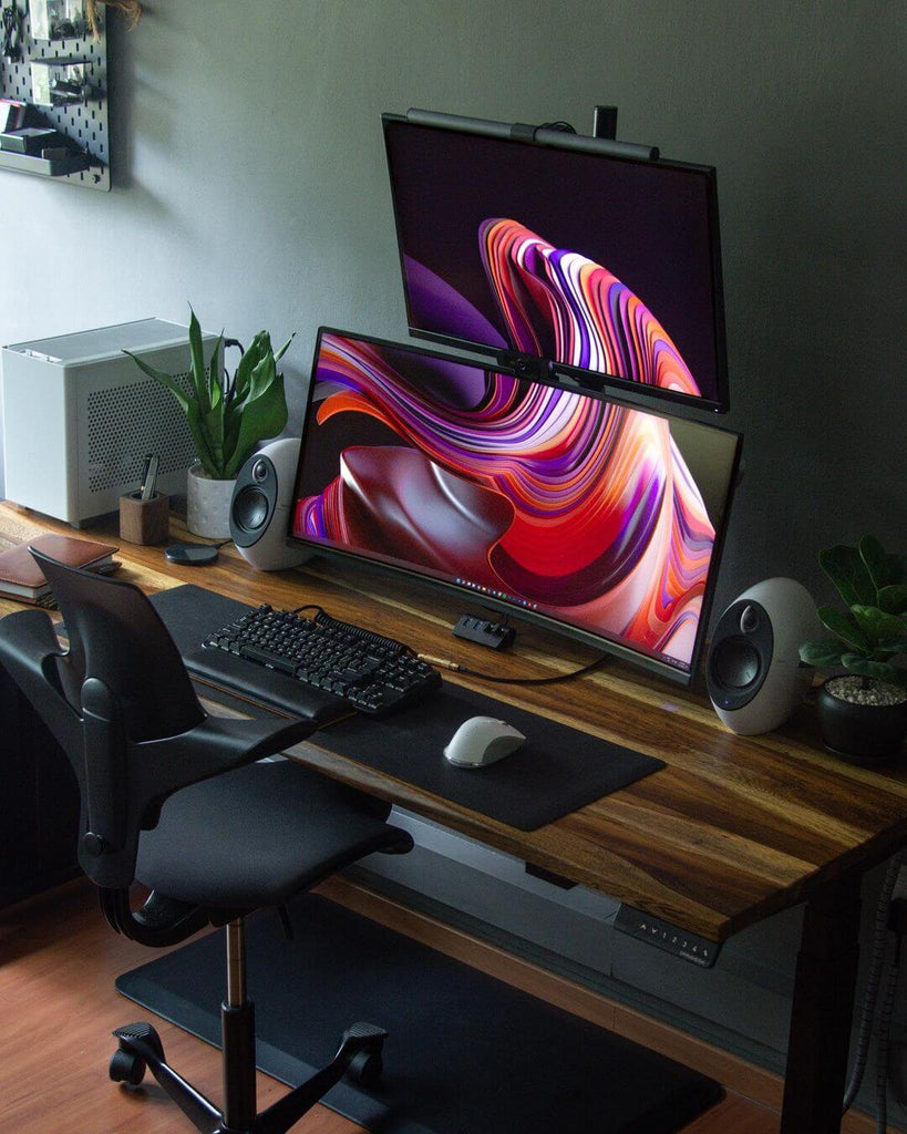 Benjamin Ong desk setup