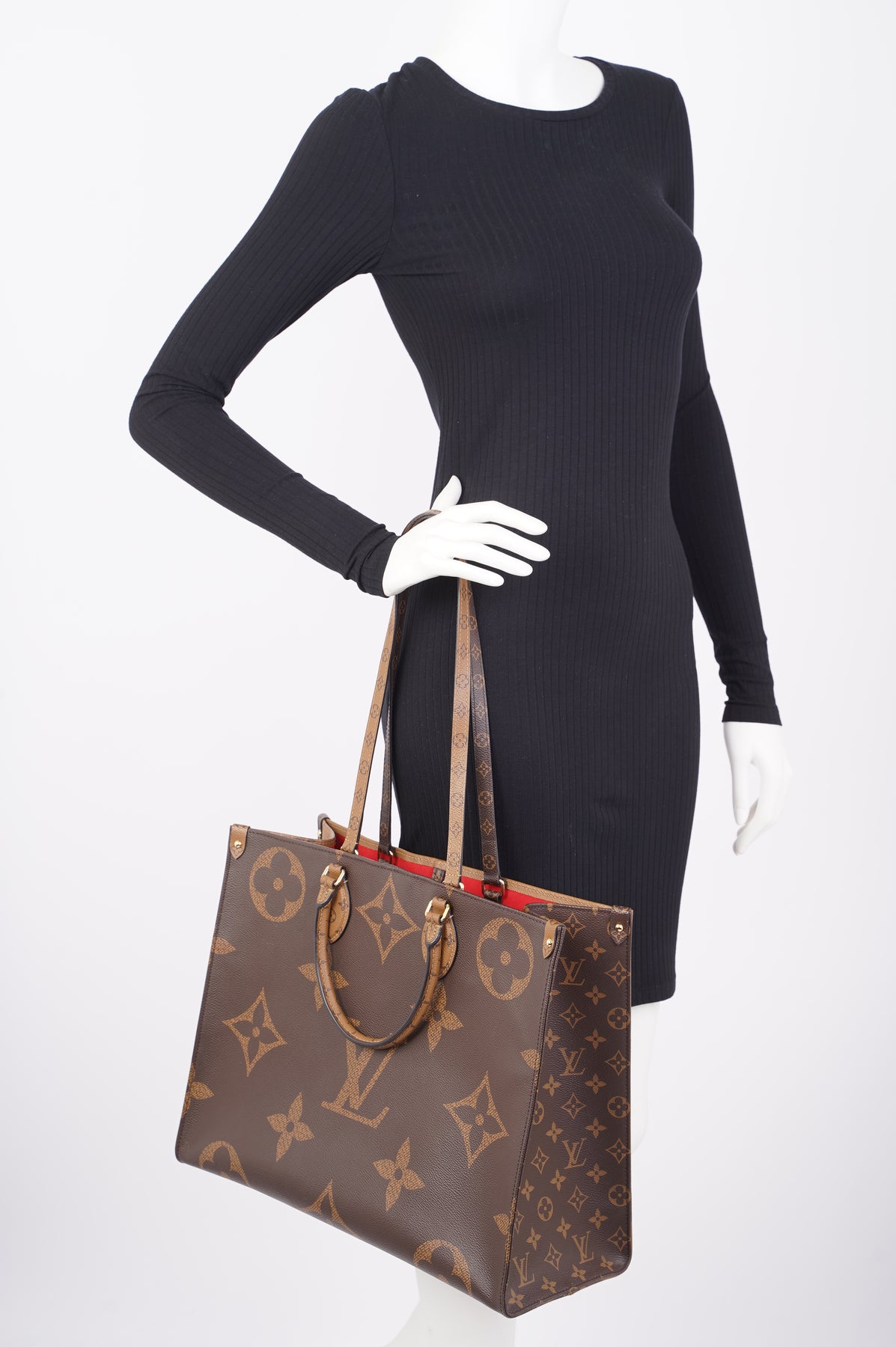 Louis Vuitton - Authenticated Onthego Handbag - Cloth Brown Plain for Women, Very Good Condition