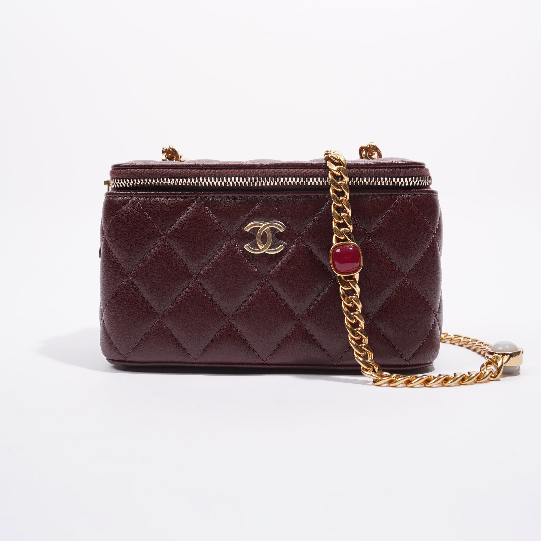 Chanel Womens Vanity Case With Jewel Chain – Luxe Collective