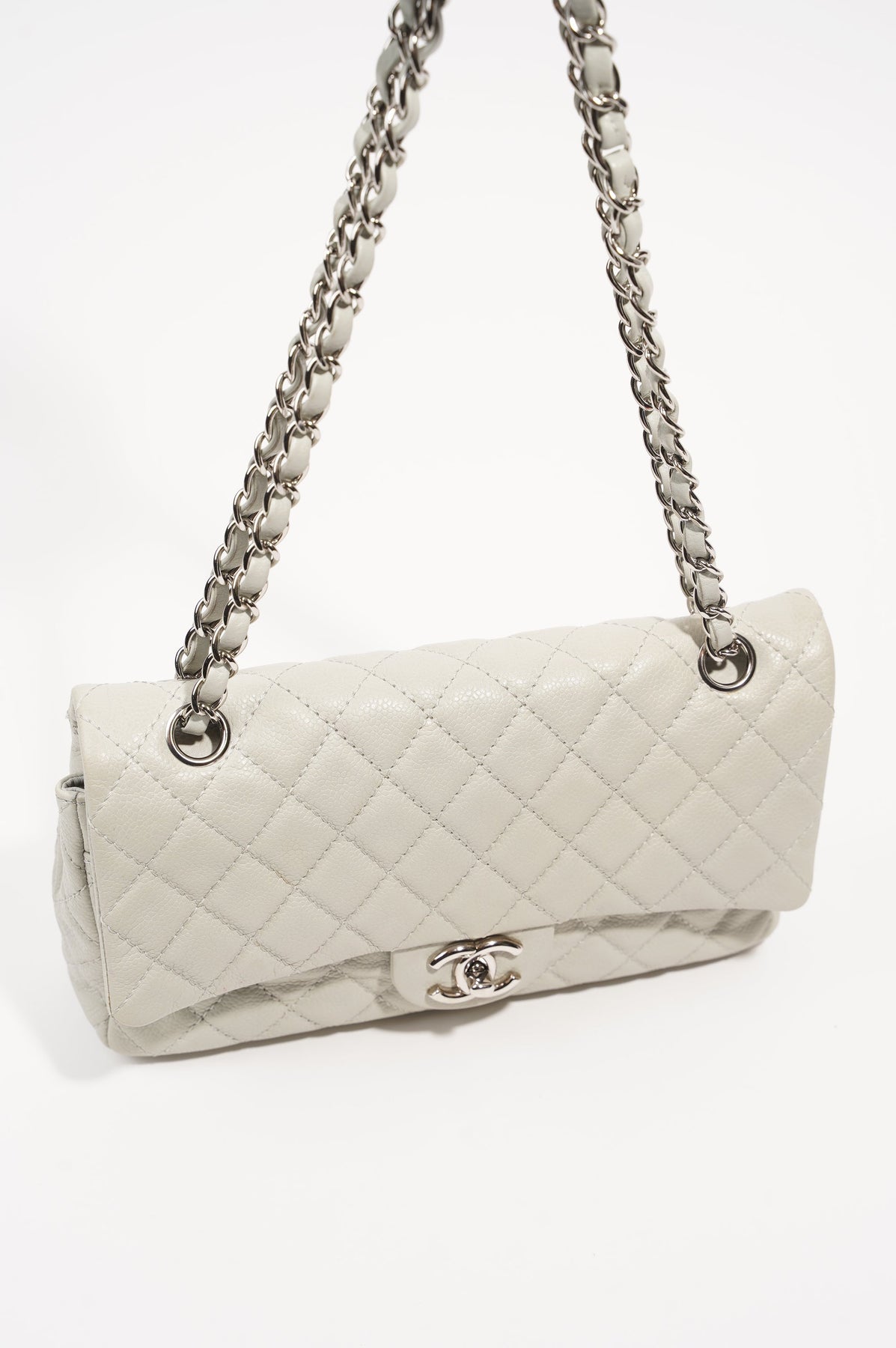 Chanel bag - Joli Closet