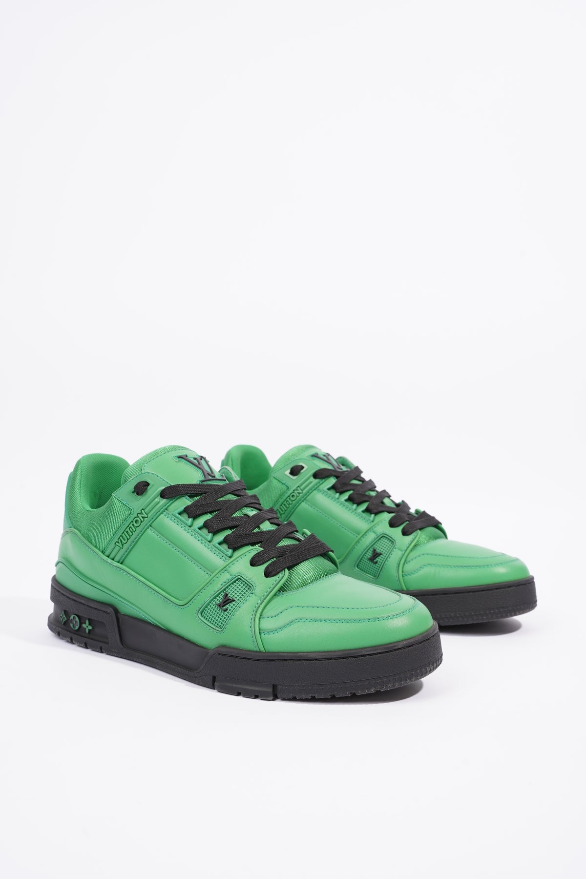 Louis Vuitton Mens Virgil Abloh Sneaker Green / Black EU 41 / UK 7 Leather  ref.1005612 - Joli Closet