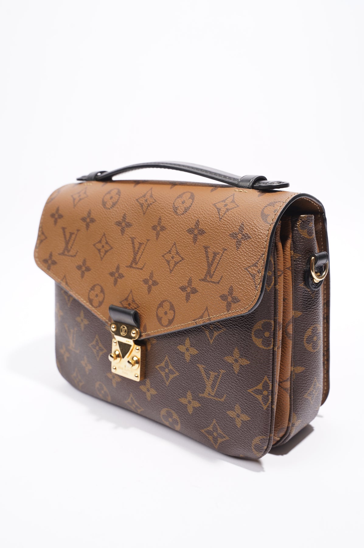 LOUIS VUITTON Monogram Eclipse Discovery Pochette GM 1269878