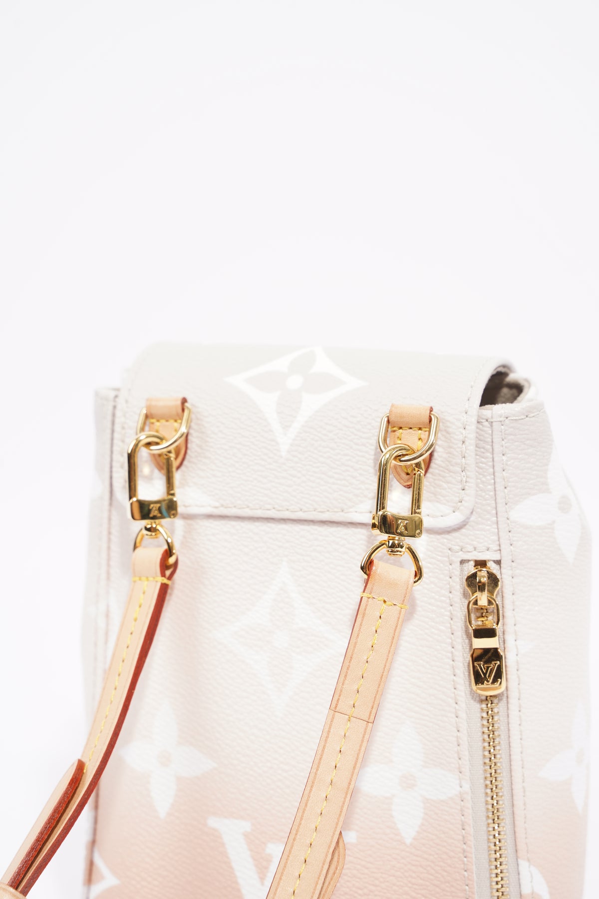 Shop Louis Vuitton Josh backpack (M45349, N40365 ) by CITYMONOSHOP