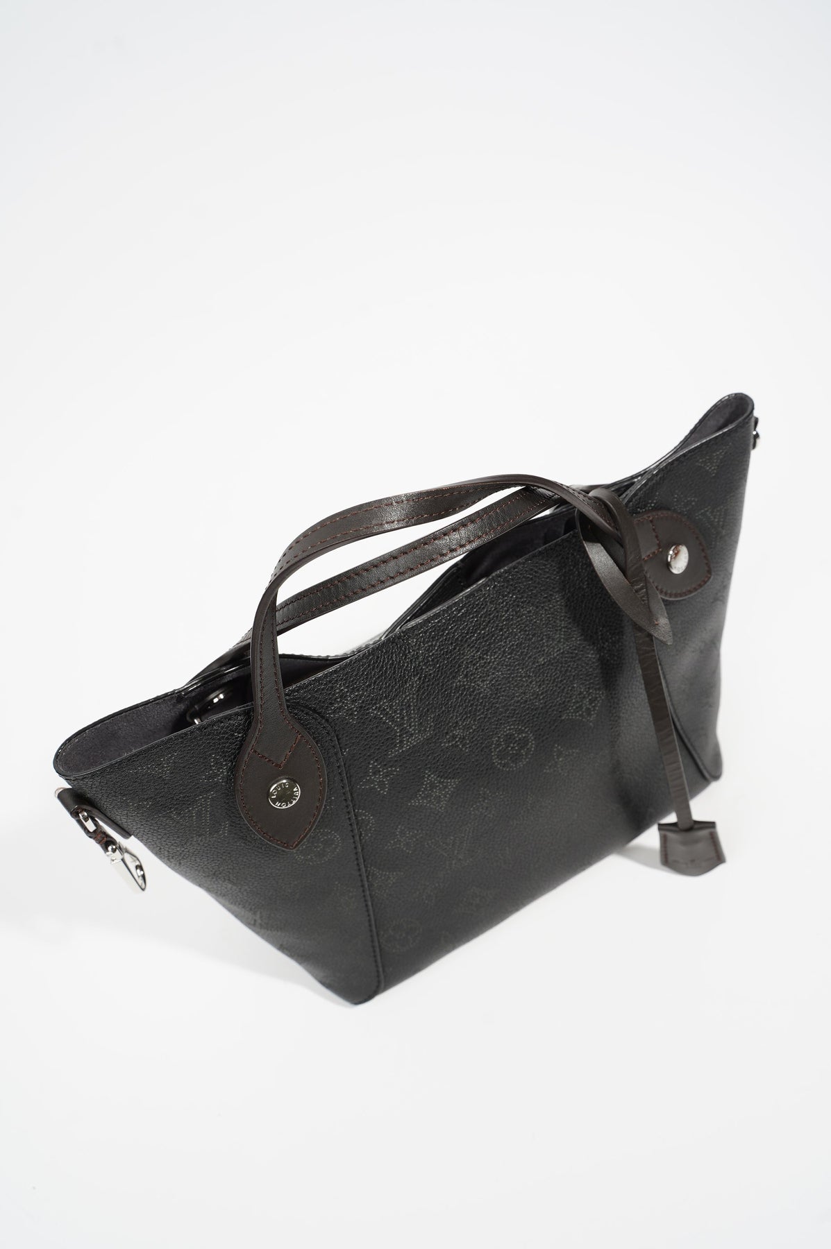 Louis Vuitton Womens On The Go Pillow Black / Monogram GM – Luxe Collective