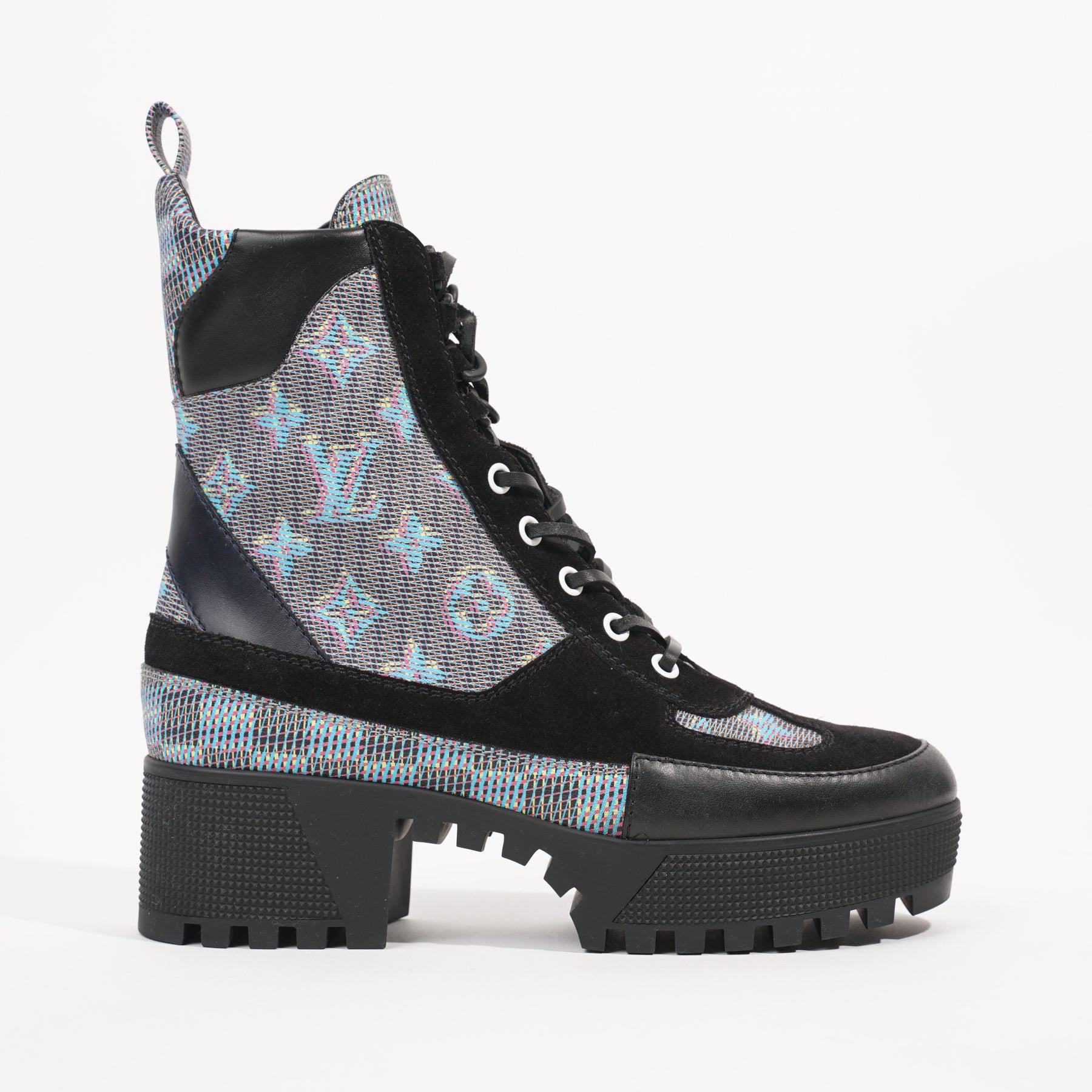 Louis Vuitton Women Black Leather Star Trail Ankle Boot Size 41 US 11 UK 8  AU 10