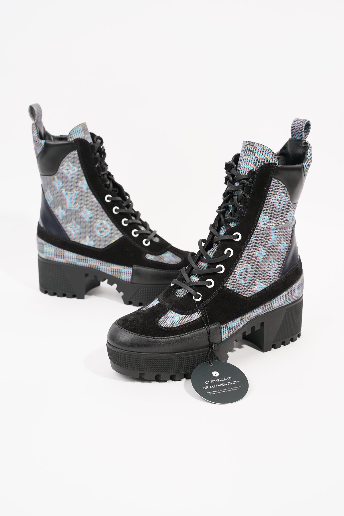 Louis Vuitton Star Trail Ankle Boots Patent Monogram - Klueles