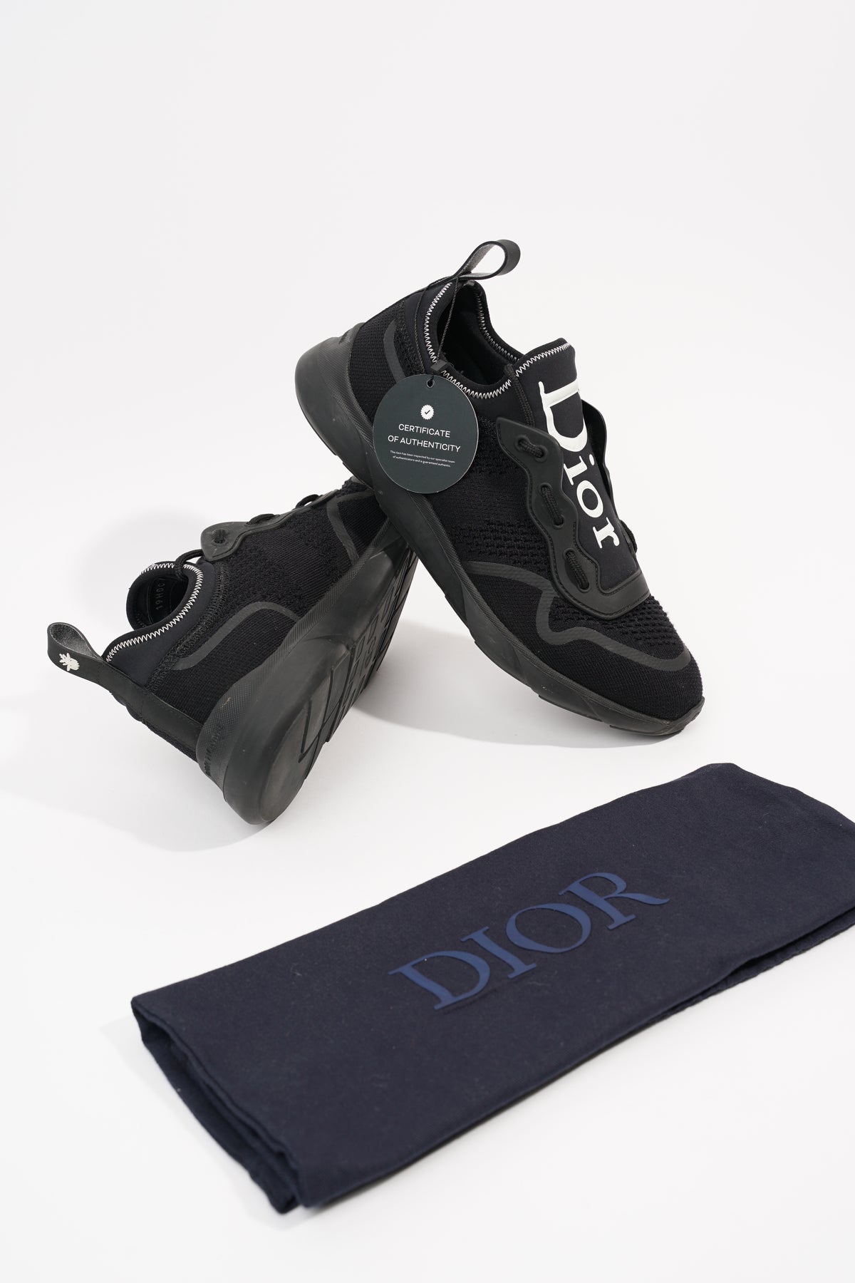 Louis Vuitton Mens Virgil Abloh Sneaker Green / Black EU 41 / UK 7 – Luxe  Collective