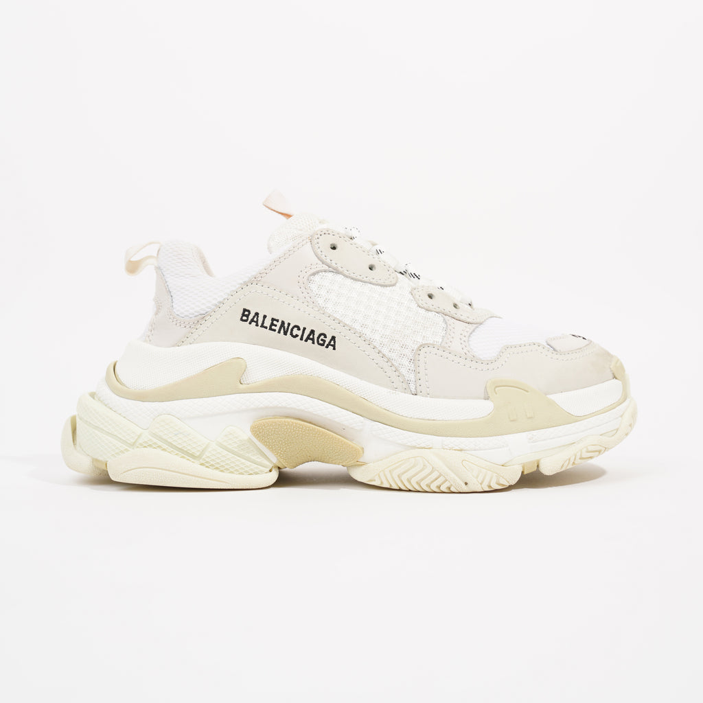 Balenciagas super chunky Defender sneaker is an absolute tank