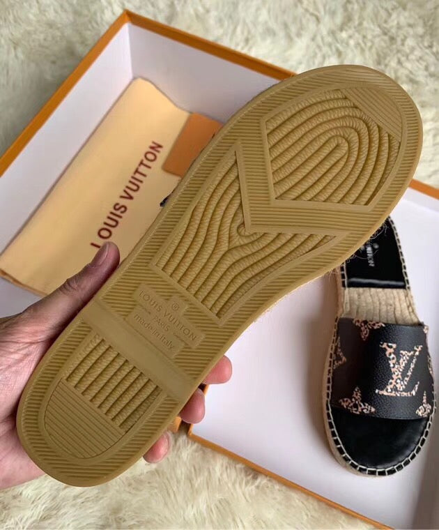 Louis Vuitton LV vintage women's colorblock print letter fisherman slippers sandals