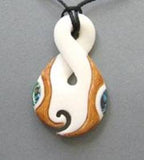 single twist maori bone necklace