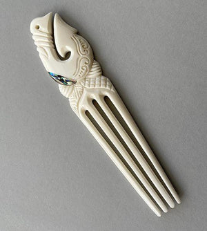 Maori Bone Fish Hook Heru Comb with Paua Trim