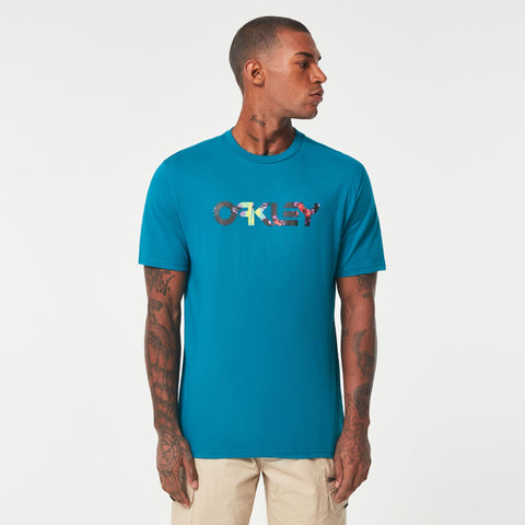 Camiseta Oakley Heritage Skull Graphic Desert Camo - l Surftrip l