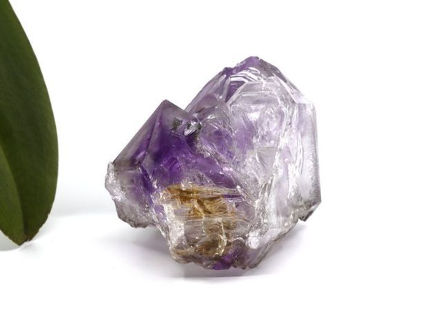 Elestial Quartz Meanings and Crystal Properties - The Crystal Council