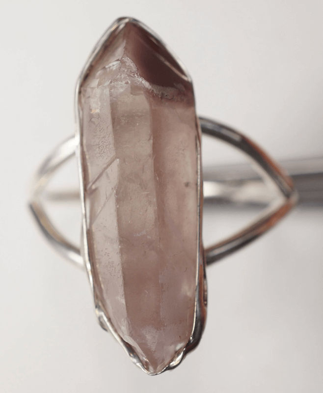 lithium quartz ring